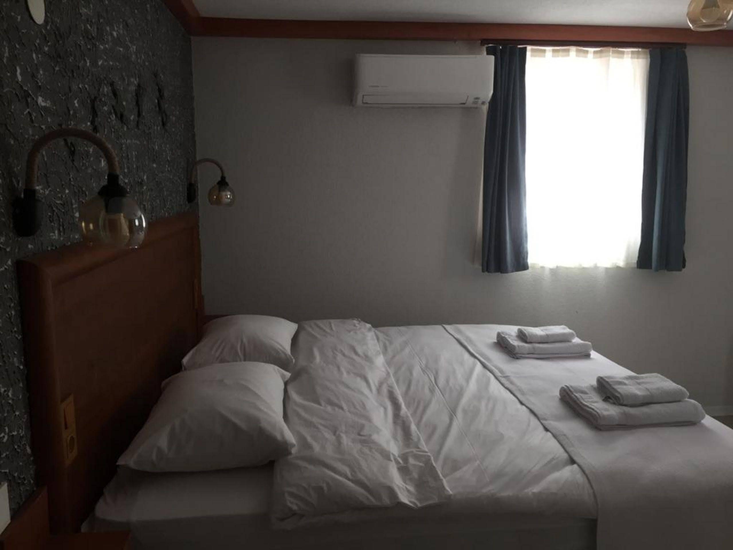 Elyada Otel Ve Bag Evi 8 Yas Ustu Τένεδος Εξωτερικό φωτογραφία