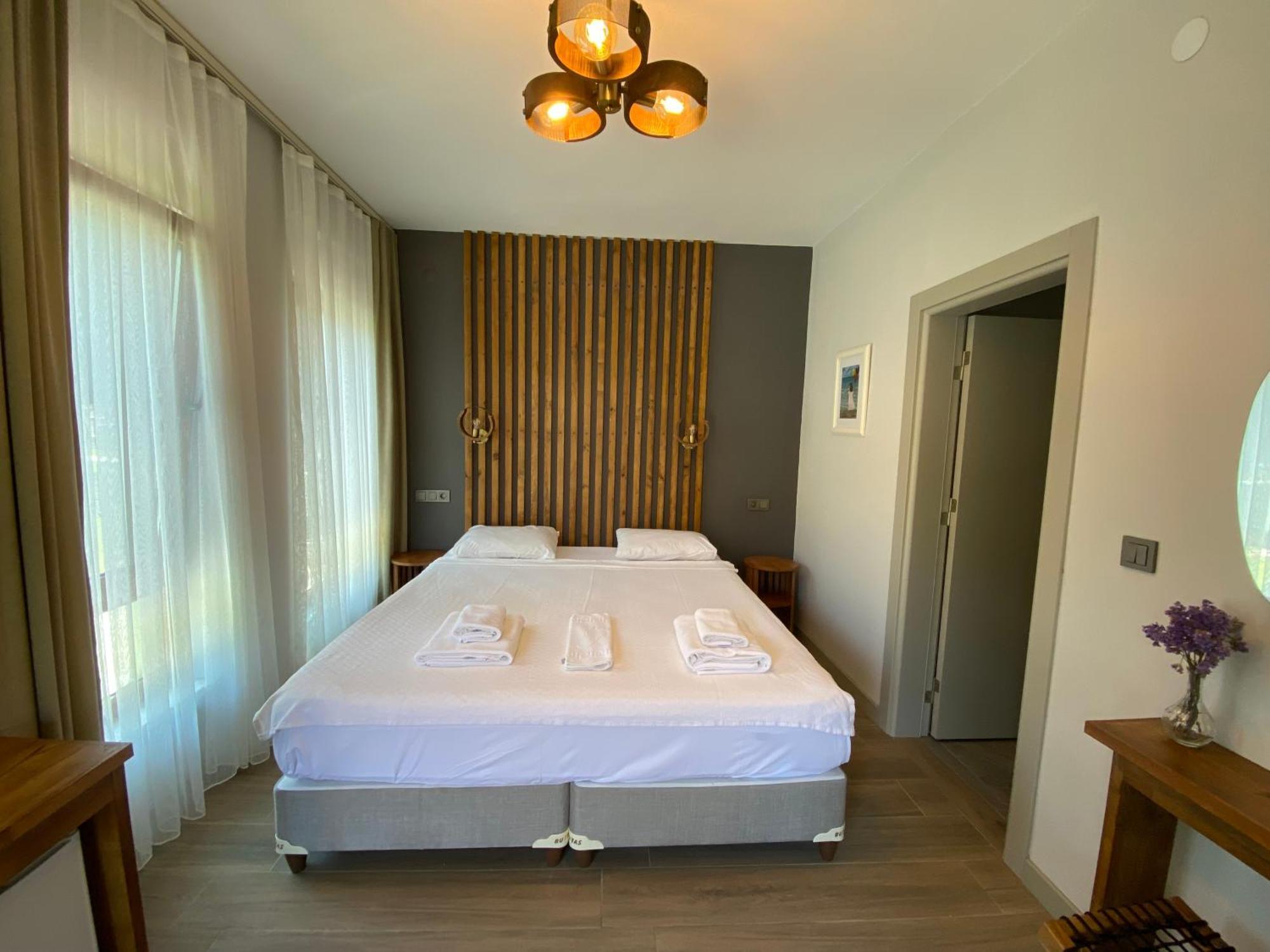 Elyada Otel Ve Bag Evi 8 Yas Ustu Τένεδος Εξωτερικό φωτογραφία